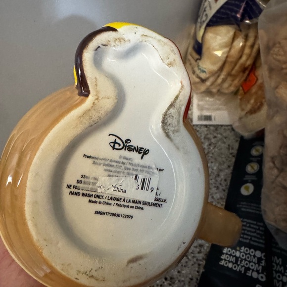 Winnie the Pooh sculpted honey hive  Mug - Picture 4 of 8